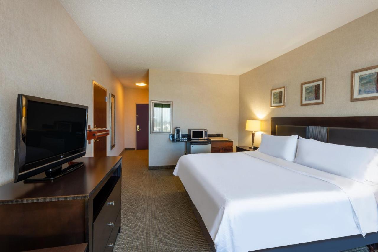 Holiday Express & Erie An Ihg 3*