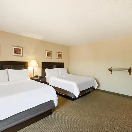 Holiday Inn Express Hotel & Suites Erie An Ihg Hotel North East Exterior foto